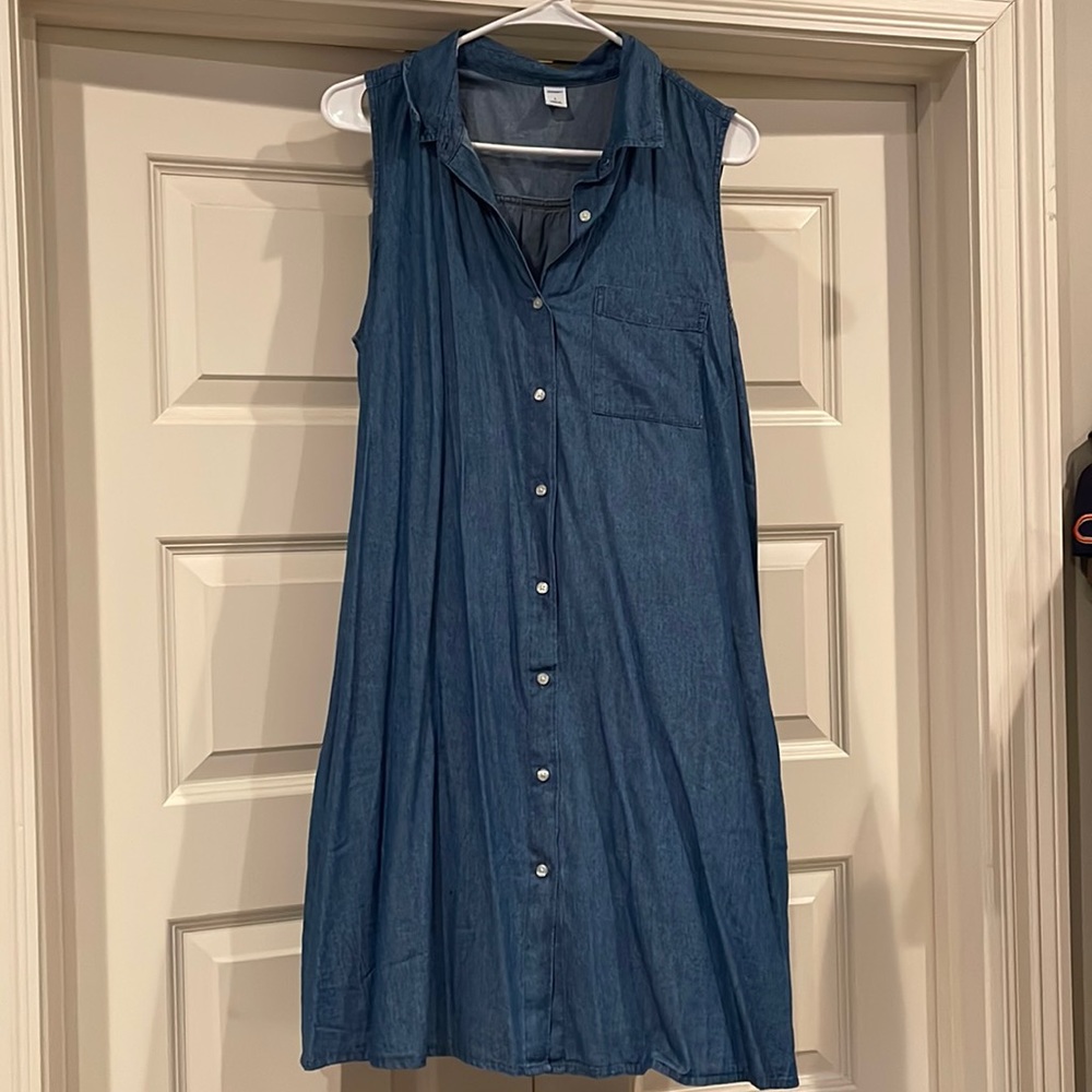 Women’s dress